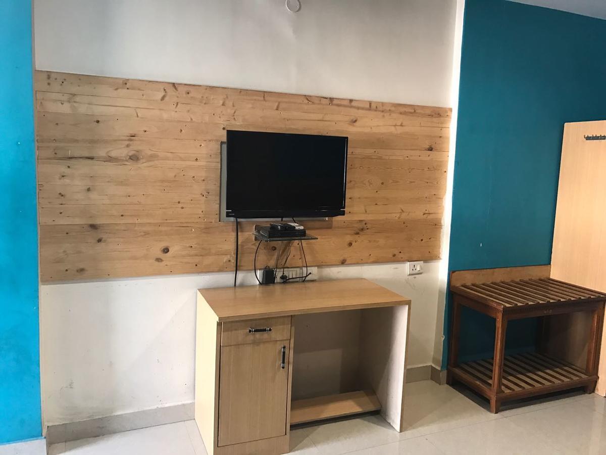 Hotel Dwaraka Paradise Hyderabad Bagian luar foto